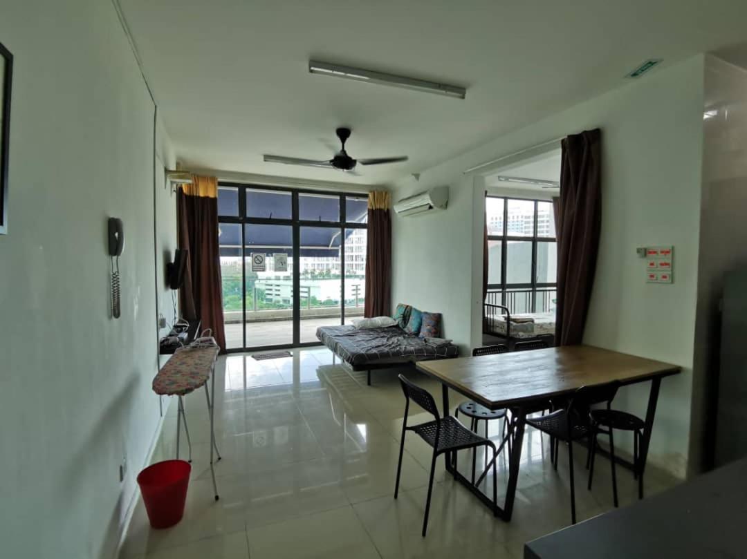 Vista Alam Apartment Shah Alam Bagian luar foto
