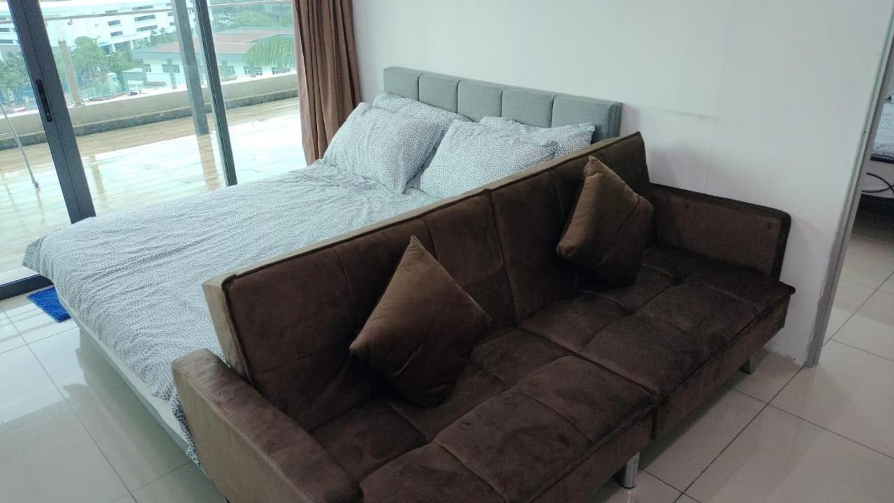 Vista Alam Apartment Shah Alam Bagian luar foto